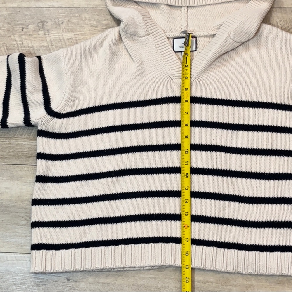 Tuckernuck Women’s Striped V-neck Hoodie Sweater Size Large - Picture 6 of 7